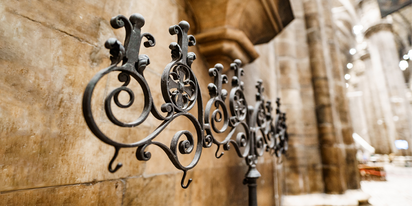 Metal ornaments in Zaragoza - Print with Pagerr